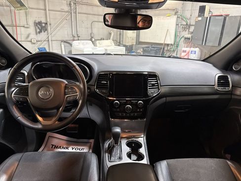 Certified 2020 Jeep Grand Cherokee Altitude image 15