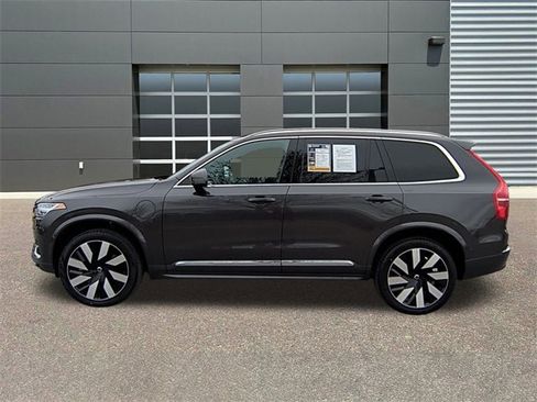 Used 2024 Volvo XC90 T8 Ultimate image 4