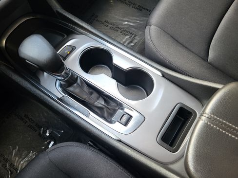 Used 2024 Chevrolet Malibu LT FWD image 21