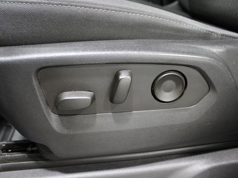 Used 2022 GMC Sierra 1500 Elevation image 4