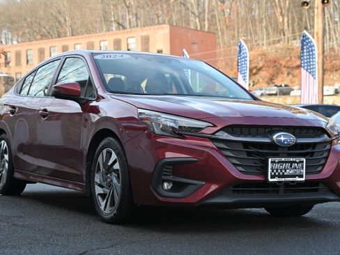 Used 2024 Subaru Legacy Limited image 9