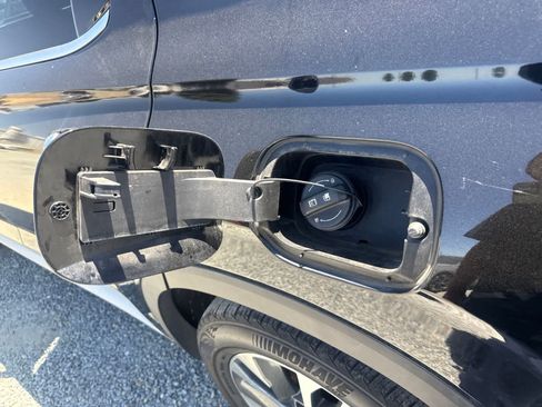 Used 2020 Hyundai Palisade SEL FWD image 11