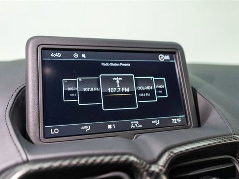 Used 2023 Aston Martin V8 Vantage Coupe RWD image 77