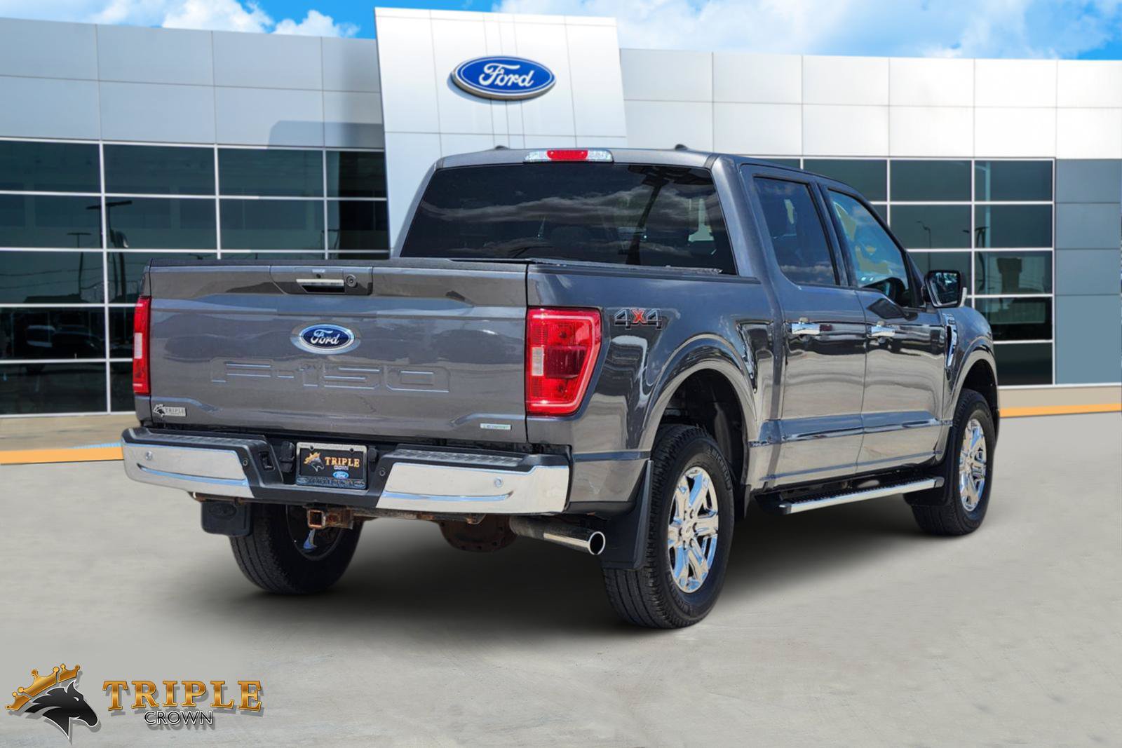 Used 2022 Ford F150 XLT w/ Equipment Group 302A High AWD/4WD image 5