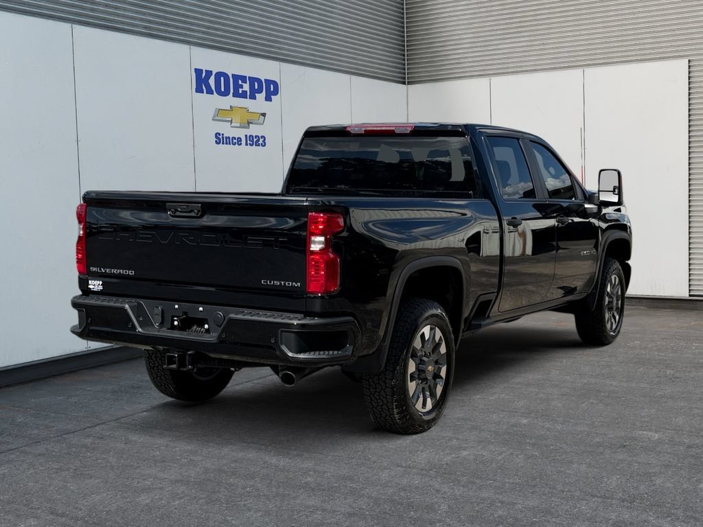 New 2026 Chevrolet Silverado 2500 Custom w/ Custom Value Package AWD/4WD image 5