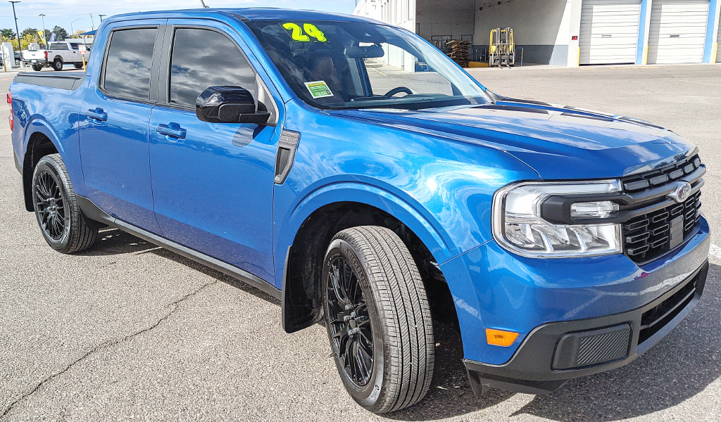 Certified 2024 Ford Maverick Lariat FWD image 1