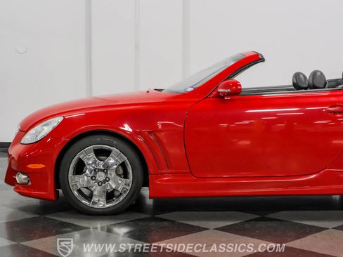 Used 2002 Lexus SC 430 Convertible image 24