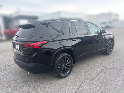 Used 2023 Chevrolet Traverse RS w/ LPO, Floor Liner Package AWD/4WD image 7