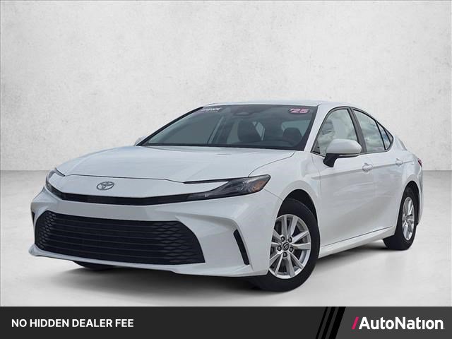 Used 2025 Toyota Camry LE FWD image 1