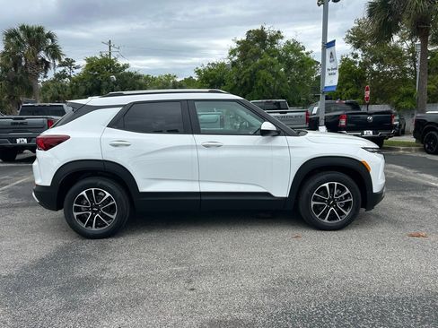 New 2026 Chevrolet TrailBlazer LT w/ Convenience Package image 8