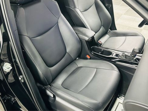 Certified 2023 Toyota Corolla Cross XLE w/ Convenience Package image 24