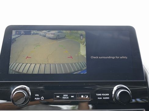 Used 2021 Nissan Armada SV w/ SV Appearance Package image 43