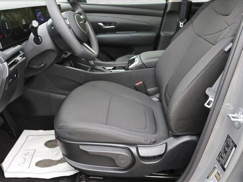 Certified 2026 Hyundai Tucson SE AWD/4WD image 11