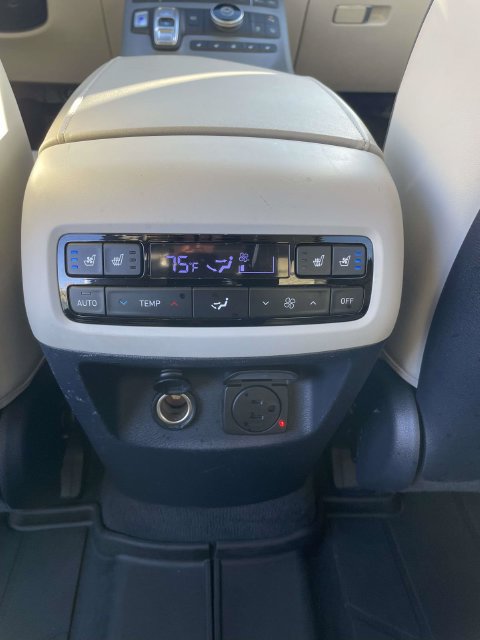 Used 2021 Hyundai Palisade Limited FWD image 13
