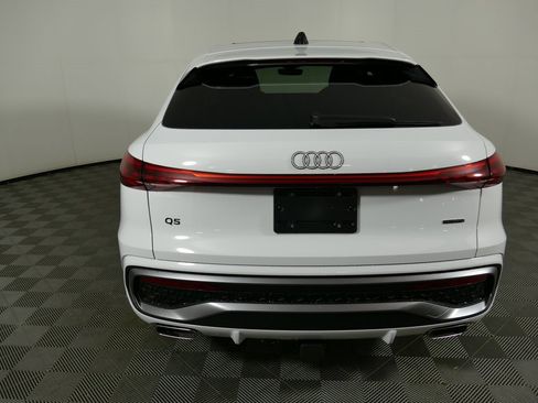 New 2025 Audi Q5 Premium Plus image 4