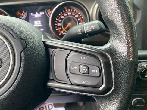 Used 2021 Jeep Wrangler Sport image 32