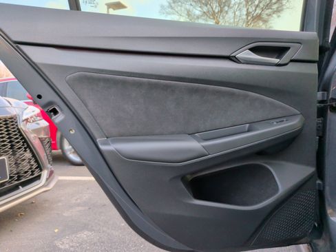 Used 2024 Volkswagen GTI S image 34