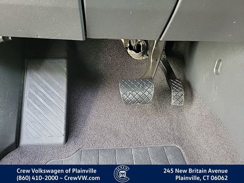 Certified 2024 Volkswagen Atlas SE image 28