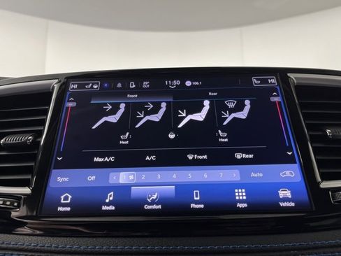 Used 2021 Chrysler Pacifica Touring-L image 29