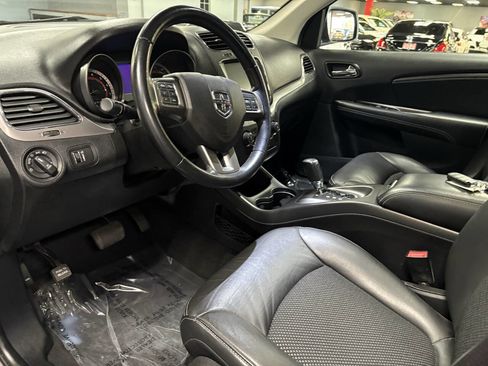 Used 2019 Dodge Journey Crossroad w/ Nav & Sun Group image 54