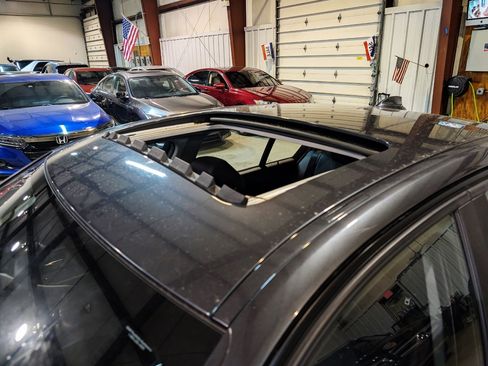 Used 2013 BMW 328i xDrive Sedan image 2