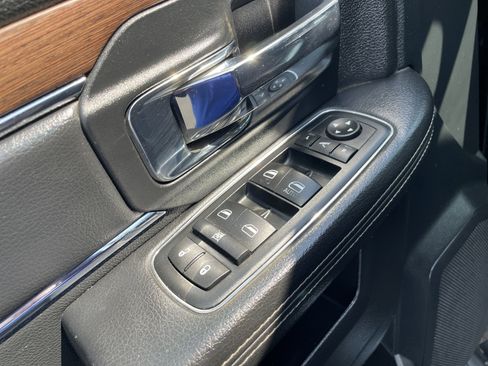 Used 2015 RAM 1500 Laramie w/ Convenience Group AWD/4WD image 21