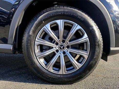 Used 2025 Mercedes-Benz GLC 300 GLC 300 image 9