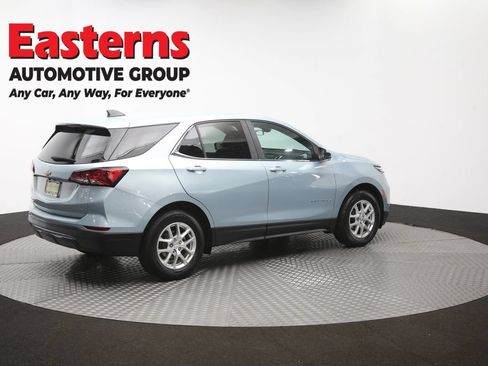 Used 2022 Chevrolet Equinox LT FWD image 41