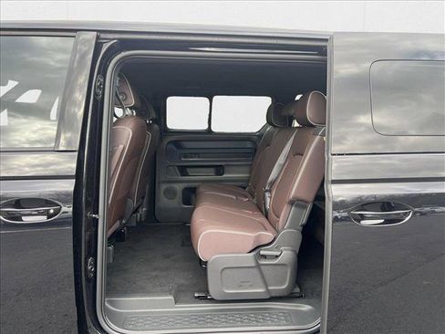 New 2025 Volkswagen ID. Buzz Pro S image 15