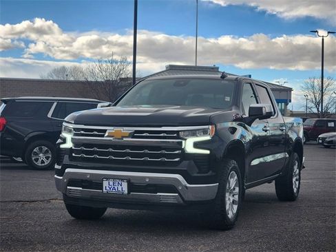 Used 2022 Chevrolet Silverado 1500 LTZ image 4