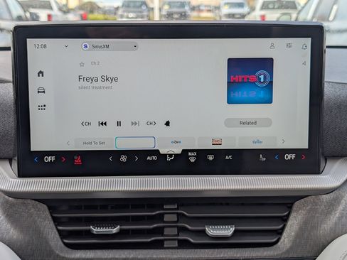 New 2026 Ford Explorer Platinum image 29