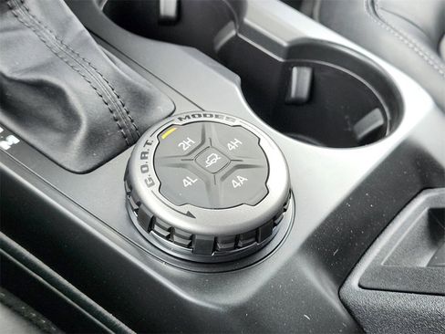 New 2025 Ford Bronco Badlands image 26