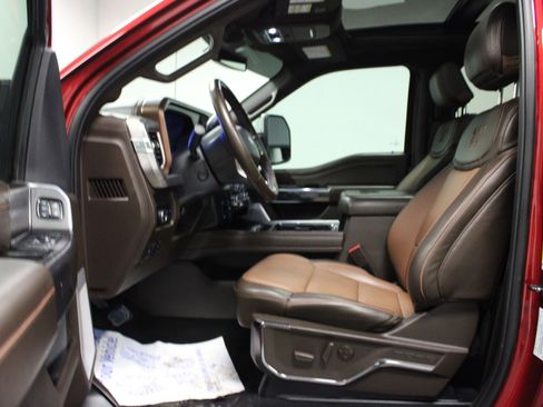 Used 2025 Ford F350 King Ranch w/ Chrome Package image 12