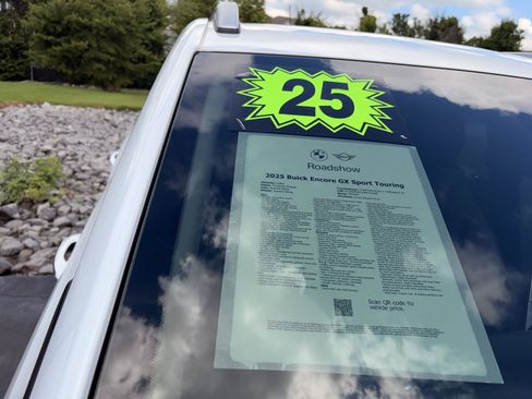 Used 2025 Buick Encore GX Sport Touring FWD image 19
