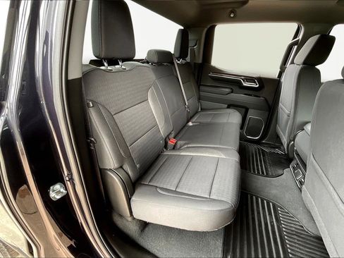 Used 2023 Chevrolet Silverado 1500 LT image 25