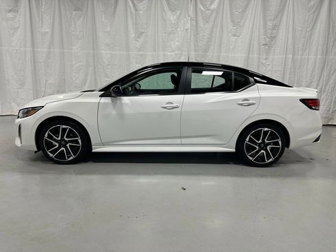 Used 2024 Nissan Sentra SR image 4