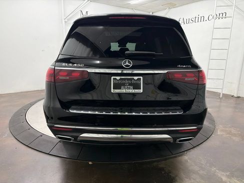 Used 2024 Mercedes-Benz GLS 450 4MATIC image 5