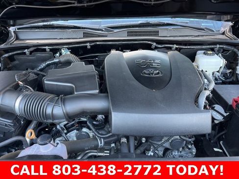 Used 2023 Toyota Tacoma TRD Off-Road image 34