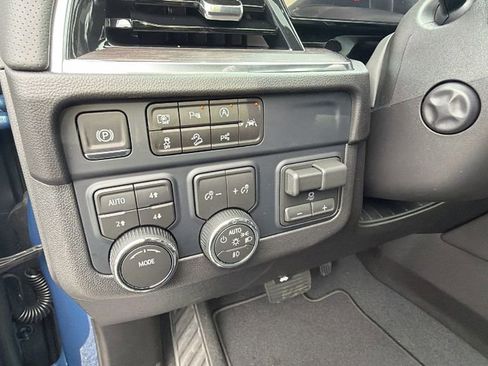 New 2026 Chevrolet Suburban Premier w/ Sun And Tow Package image 20