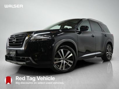 Used 2023 Nissan Pathfinder Platinum