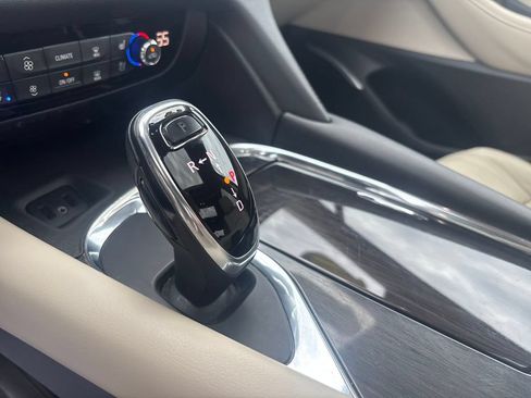 Used 2019 Buick Enclave Premium w/ Experience Buick Package AWD/4WD image 31