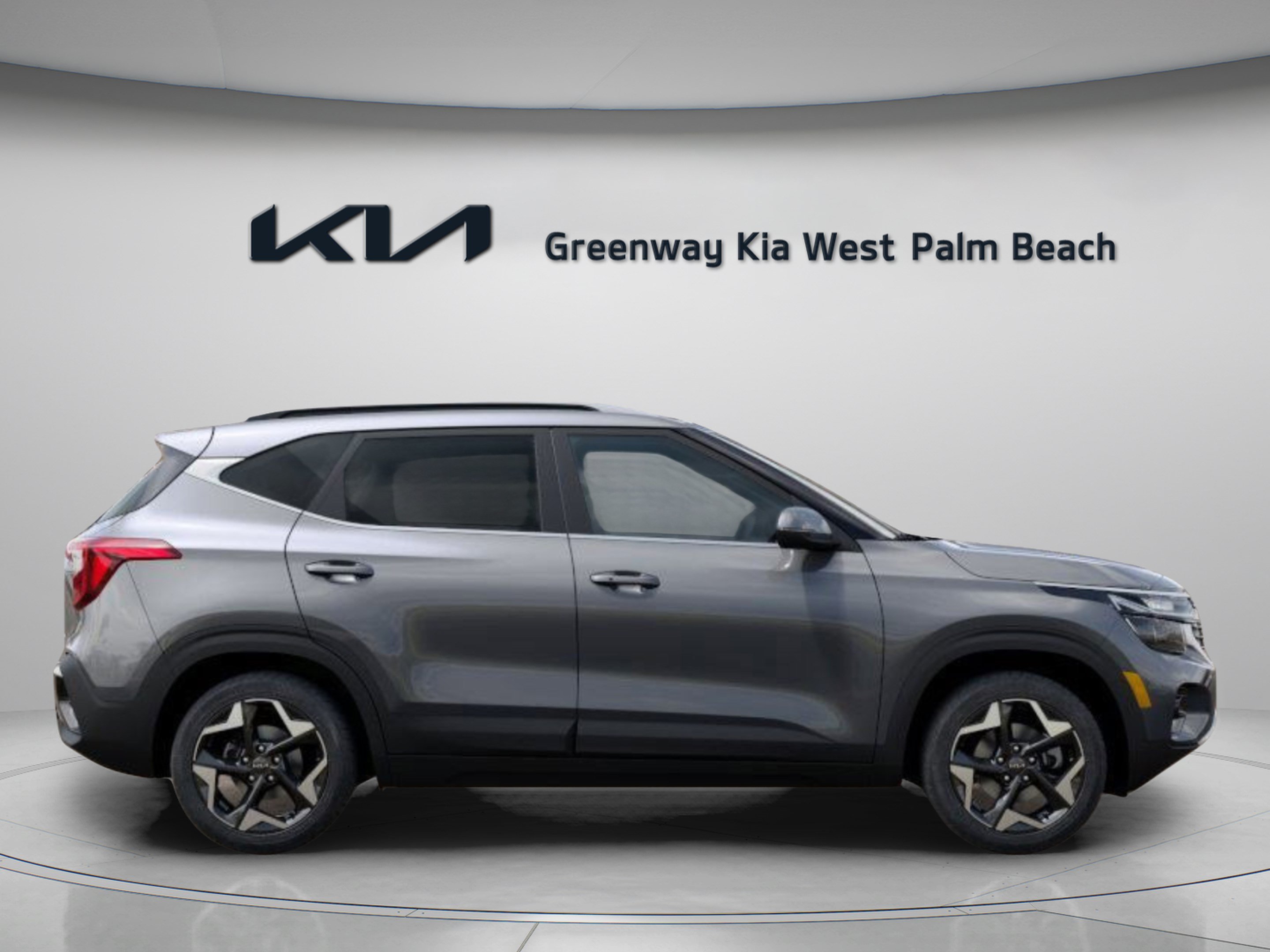 Used 2025 Kia Seltos EX w/ EX Sunroof Package FWD image 9