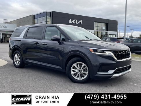 Certified 2023 Kia Carnival LX image 1