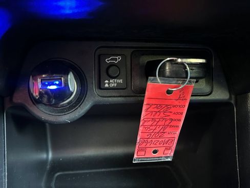 Used 2016 Mitsubishi Outlander GT AWD/4WD image 19