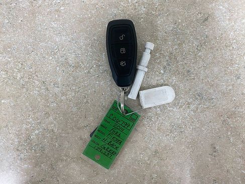 Used 2014 Ford Fiesta Titanium image 29