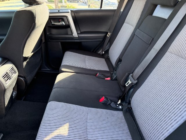 Used 2021 Toyota 4Runner SR5 AWD/4WD image 27