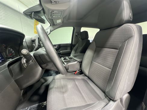Used 2022 Chevrolet Silverado 1500 Custom image 11
