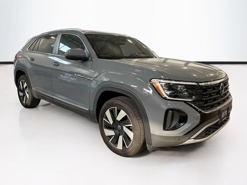 Certified 2025 Volkswagen Atlas Cross Sport SEL AWD/4WD image 3
