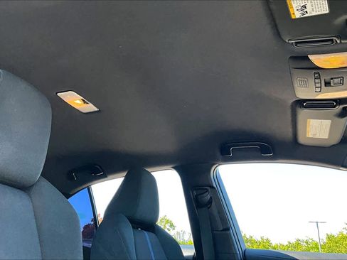 Used 2022 Toyota Corolla SE FWD image 13