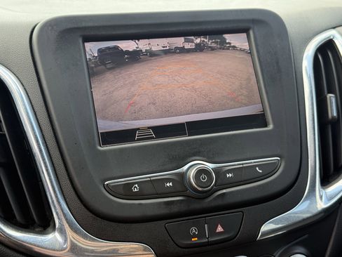 Used 2023 Chevrolet Equinox LT image 26